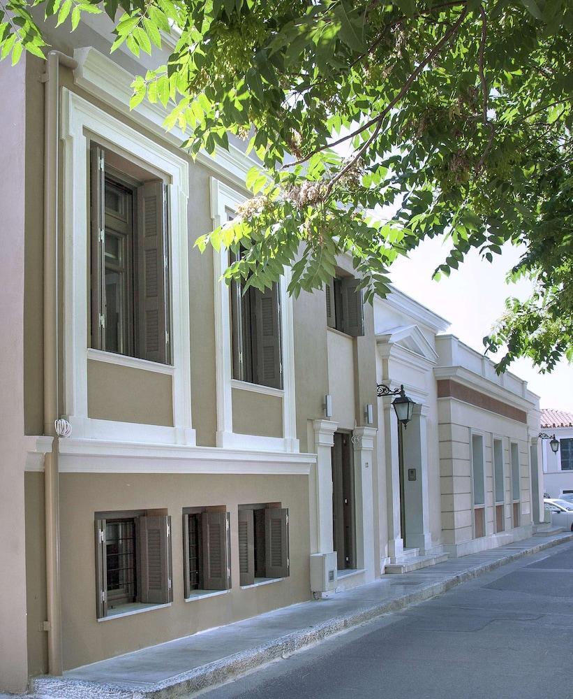 Villa Tripodon Plaka In The Shade Of Acropolis By Ghh Athen Exterior foto