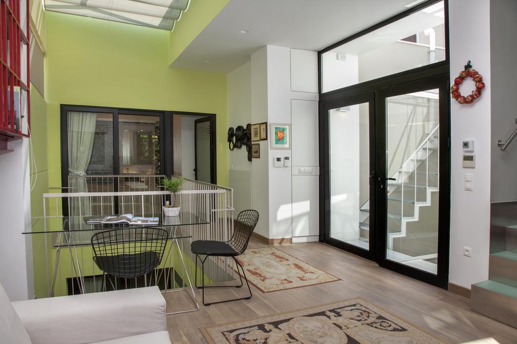 Villa Tripodon Plaka In The Shade Of Acropolis By Ghh Athen Exterior foto